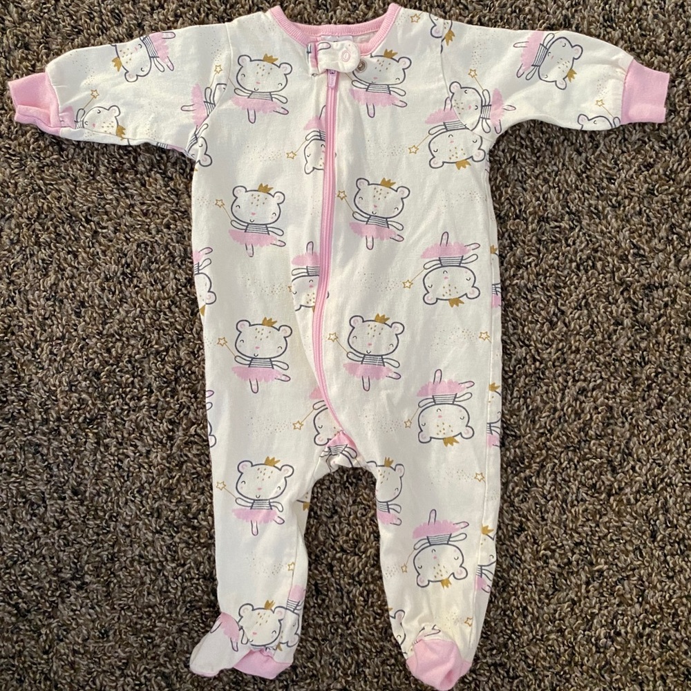 Gerber Baby Girl Footed Pajama 0-3 Months